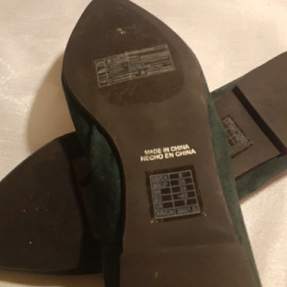 Green faux suede ballet flats - Picture 6 of 6